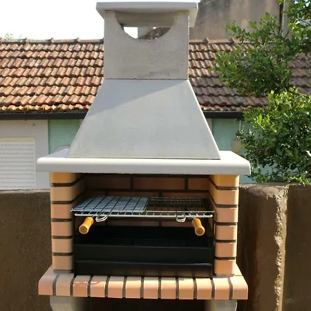 The Yellow House וילה נובה דה גאיה